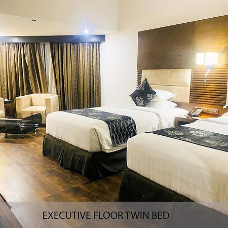 Long Beach Hotel Cox's Bazar Esterno foto