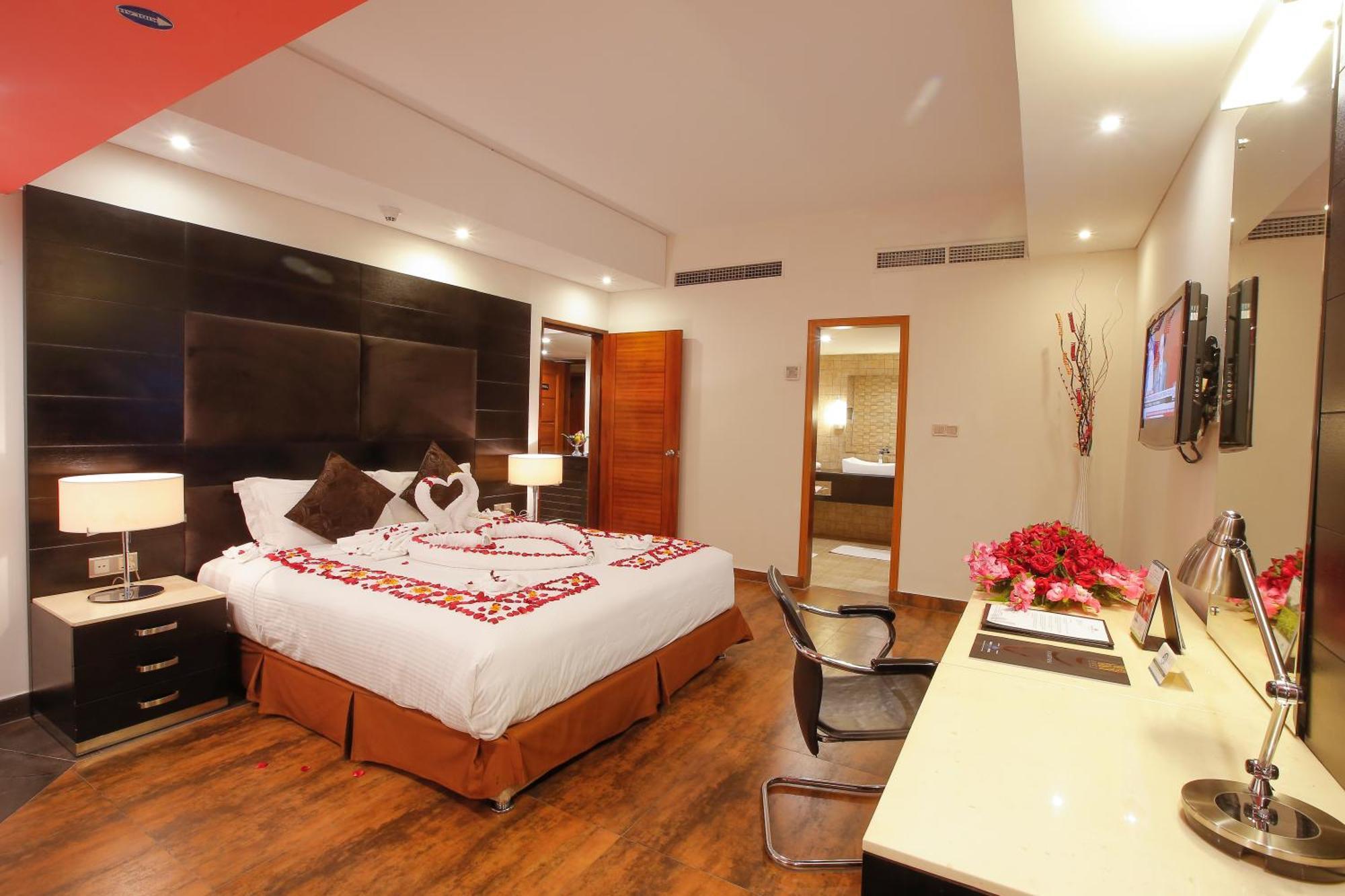 Long Beach Hotel Cox's Bazar Esterno foto